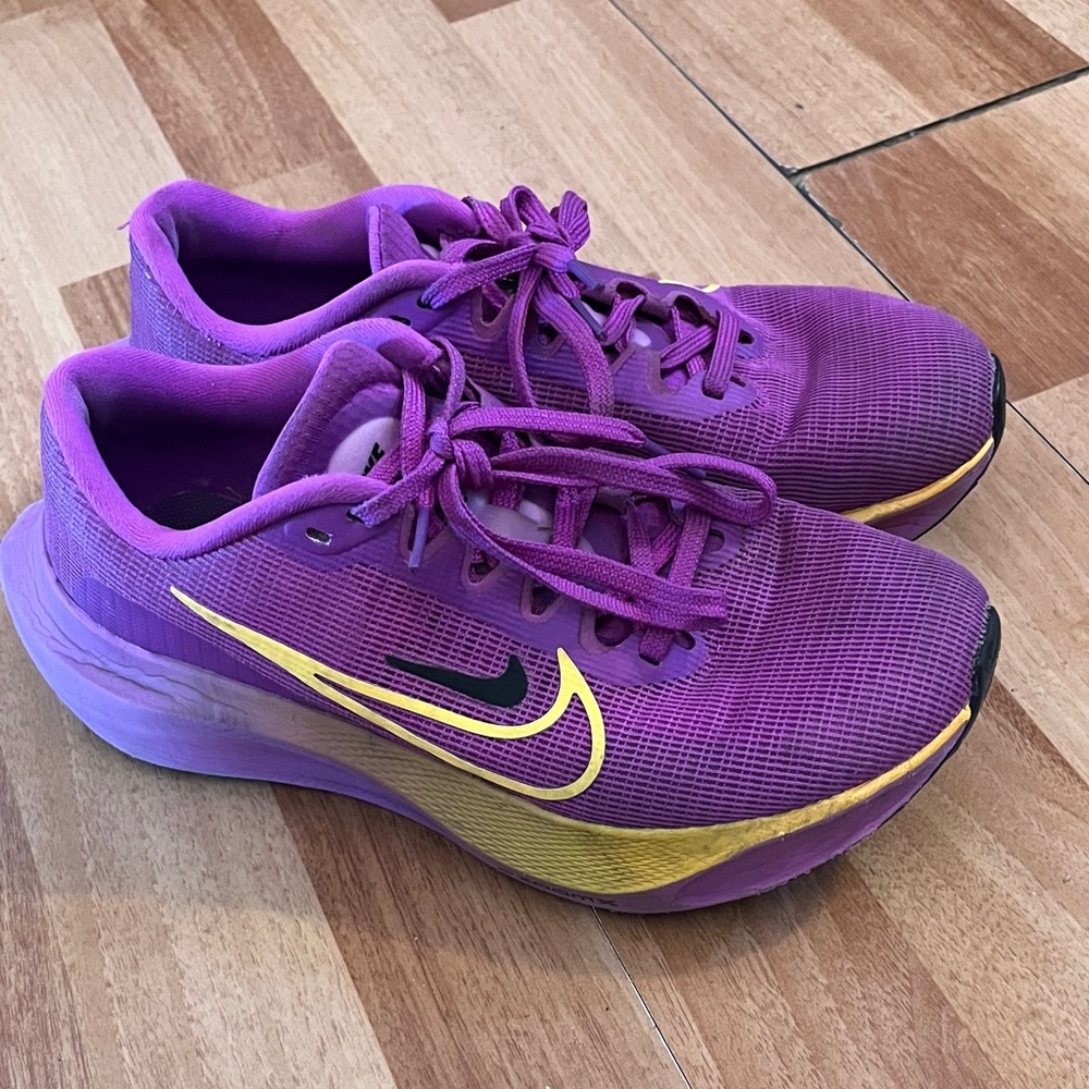 Nike Zoom Fly 5 Women's Size 7 running shoes. PURPLE! 🔥🦄💜